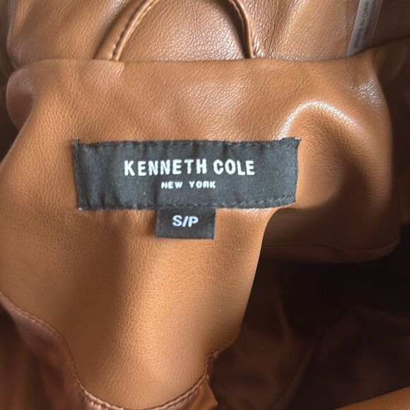 NWT Kenneth Cole Faux Leather Belted Trench Coat In Cognac SP - Picture 12 of 12